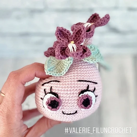 SUPPLÉMENT A LUMI – VIOLETTE